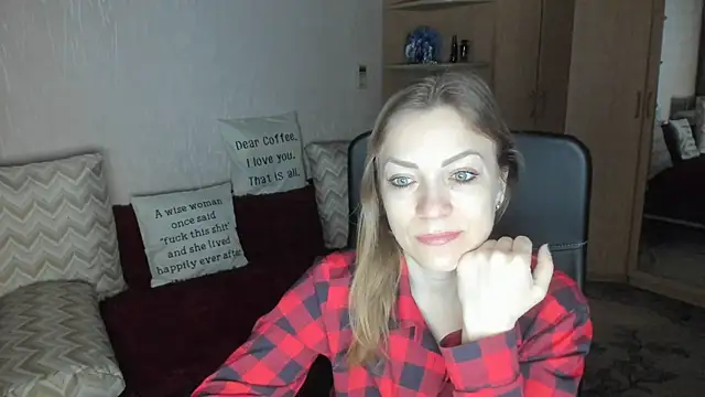 Tiffany Bates online show from 01/15/26, 03:00