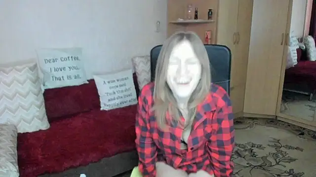 Snapshot of Tiffany_Bates chatting on 04/23/26, 12:29 Tiffany Bates online show from 04/23/26, 12:29