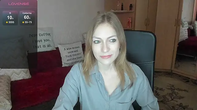 Snapshot of Tiffany_Bates chatting on 05/03/26, 09:04 Tiffany Bates online show from 05/03/26, 09:04