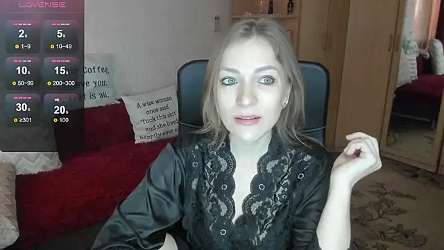 Snapshot of Tiffany_Bates chatting on 05/14/26, 02:51 Tiffany Bates online show from 05/14/26, 02:51