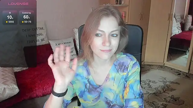 Tiffany Bates online show from 07/11/26, 09:45