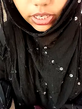 Miss Rose   online show from 10/29/25, 11:45