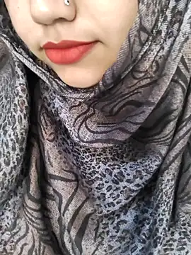 Miss Rose   online show from 04/04/26, 08:01