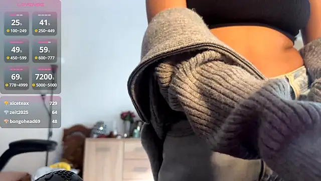 EvaJetty online show from 09/28/25, 01:49