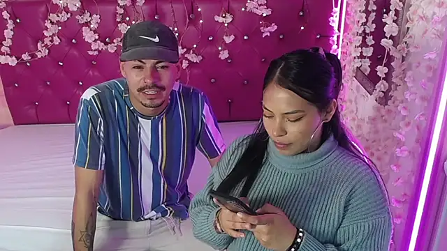 Snapshot of Fresh_and_Mei chatting on 10/21/25, 03:40 Fresh and Mei online show from 10/21/25, 03:40