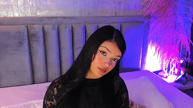 EmmaBlossom online show from 10/01/25, 06:58