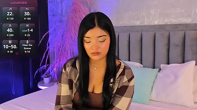 EmmaBlossom online show from 11/05/25, 07:25