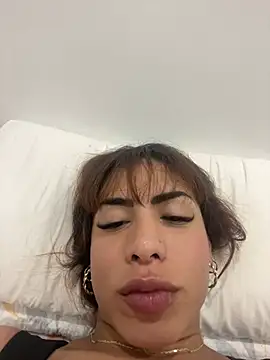 Naomi24herr online show from 03/05/26, 08:43