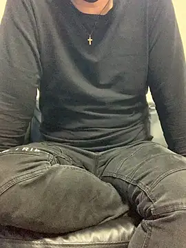 Snapshot of mj-story chatting on 11/02/25, 07:44 mj-story online show from 11/02/25, 07:44