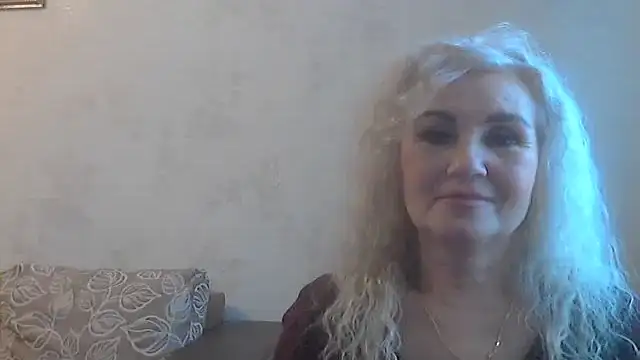 Snapshot of LadySexyBlond chatting on 04/13/26, 07:58 LadySexyBlond online show from 04/13/26, 07:58