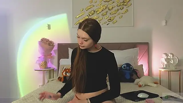 Nicole Broown  online show from 01/31/26, 09:02