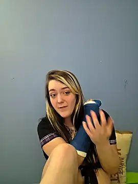 Snapshot of midnightminx803532 chatting on 03/19/26, 10:58 midnightminx803532 online show from 03/19/26, 10:58