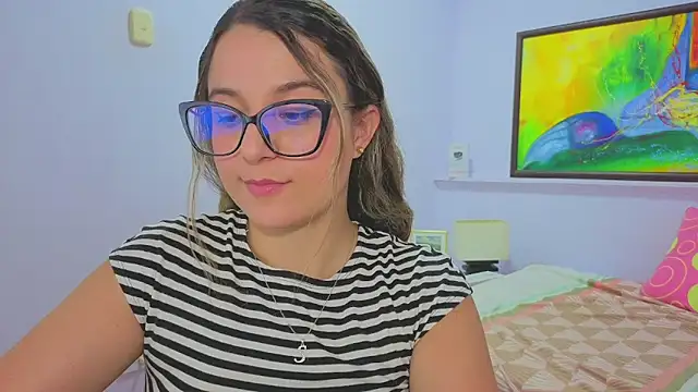 Snapshot of katiaa_lovv chatting on 07/21/26, 03:42 katiaa lovv online show from 07/21/26, 03:42