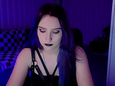 Snapshot of violet-siren-x chatting on 06/03/26, 02:33 violet-siren-x online show from 06/03/26, 02:33