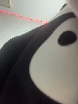 Snapshot of BuzzBunni69 chatting on 10/24/25, 02:08 BuzzBunni69 online show from 10/24/25, 02:08