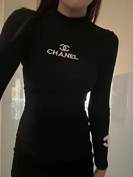 Quynhbabysexy online show from 04/01/26, 06:25