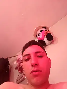 Snapshot of MacroP24 chatting on 03/03/26, 01:17 MacroP24 online show from 03/03/26, 01:17