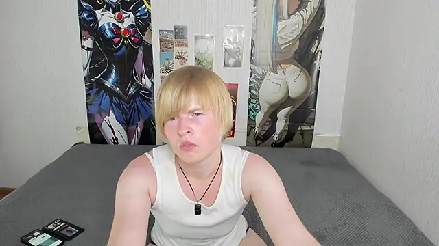Snapshot of Cattie_w_ chatting on 07/14/26, 01:08 Cattie w online show from 07/14/26, 01:08