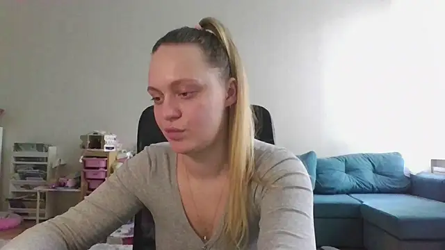 Cynoraye online show from 03/04/26, 02:23