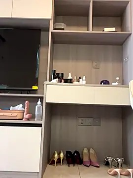 POS001 online show from 12/04/25, 06:23