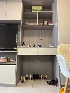 POS001 online show from 04/11/26, 05:34