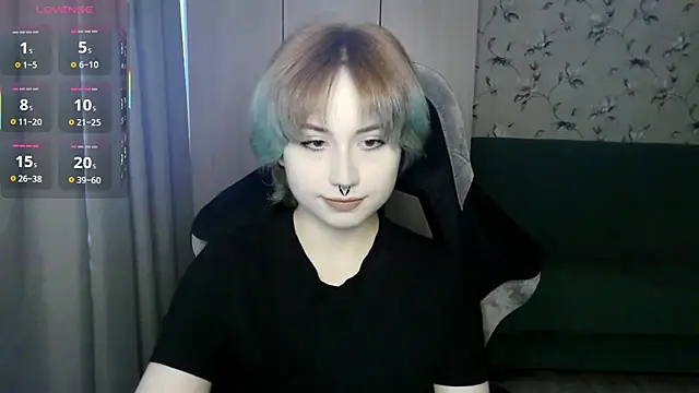 LeisaHopperstad online show from 05/18/26, 12:11
