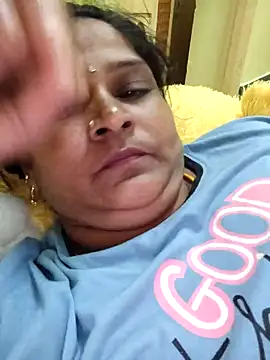 navyasree143 online show from 11/23/25, 10:26