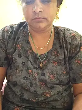 navyasree143 online show from 02/15/26, 05:15