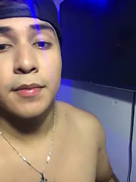 Snapshot of loki32men chatting on 09/26/25, 04:16 loki32men online show from 09/26/25, 04:16