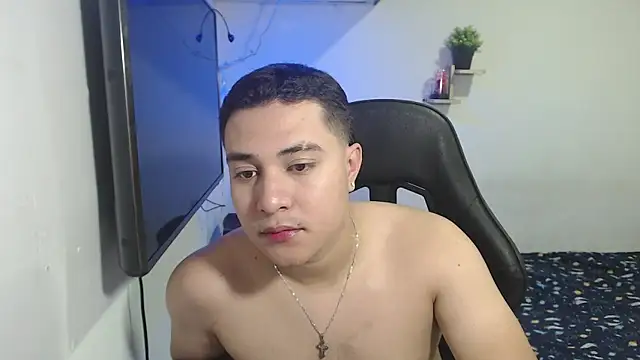 Snapshot of loki32men chatting on 10/04/25, 05:55 loki32men online show from 10/04/25, 05:55