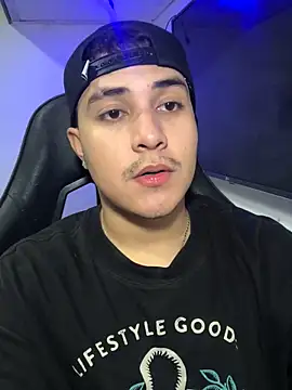 Snapshot of loki32men chatting on 10/11/25, 07:34 loki32men online show from 10/11/25, 07:34