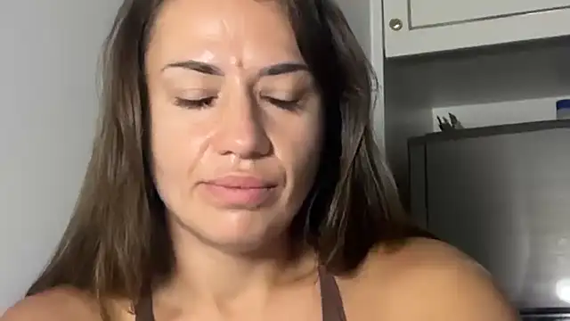 Roriann online show from 03/07/26, 01:52