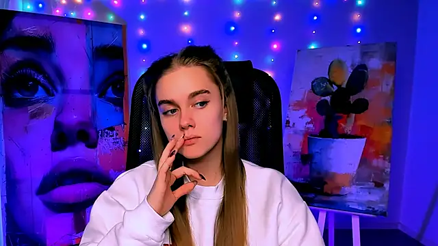 JuneWoods online show from 02/09/26, 12:20