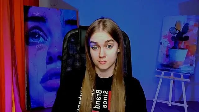 JuneWoods online show from 04/21/26, 07:14