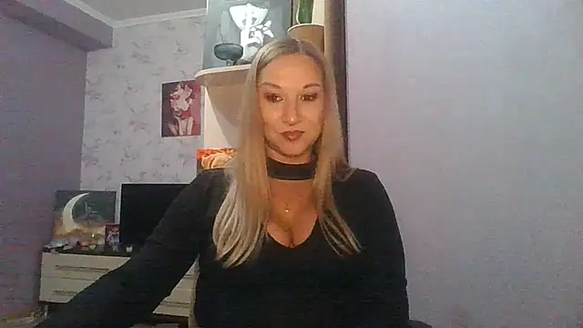 marii-a39 online show from 10/05/25, 02:15