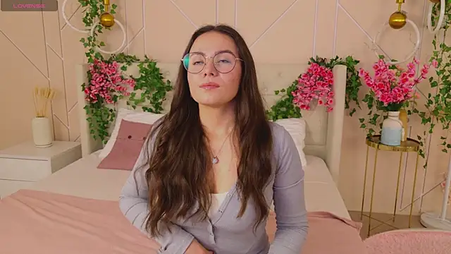 GabiBatista online show from 09/28/25, 05:02