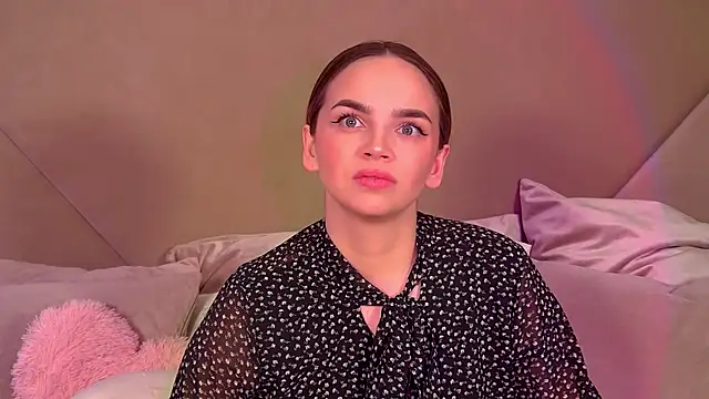 AnitaVenture online show from 11/28/25, 04:26