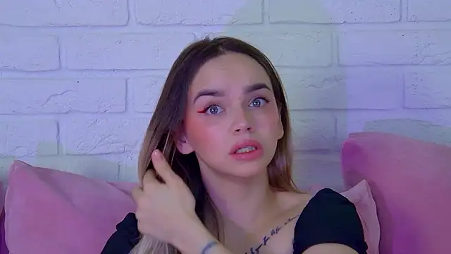 AnitaVenture online show from 03/12/26, 04:07