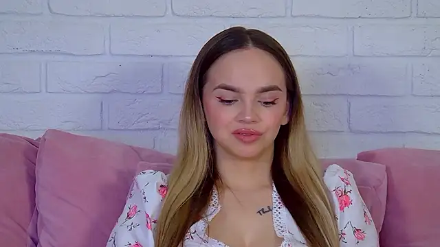 AnitaVenture online show from 04/20/26, 04:26