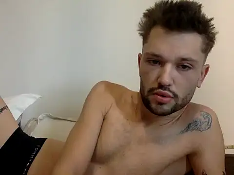 Snapshot of babykriss chatting on 09/29/25, 08:08 babykriss online show from 09/29/25, 08:08