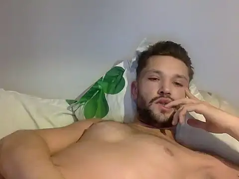 Snapshot of babykriss chatting on 10/03/25, 08:17 babykriss online show from 10/03/25, 08:17