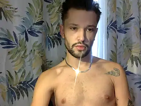 Snapshot of babykriss chatting on 10/06/25, 09:40 babykriss online show from 10/06/25, 09:40