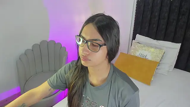 cherrylady 02 online show from 12/21/25, 12:34