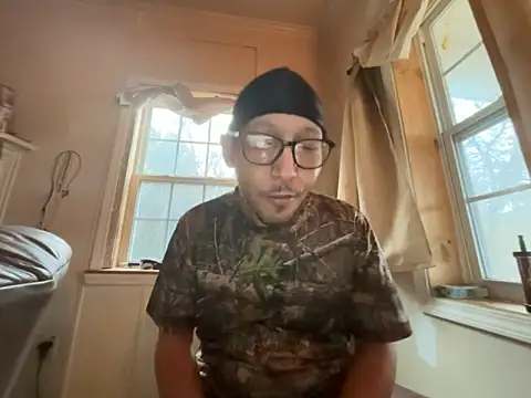 ThrowedWorldWide online show from 12/17/25, 12:55