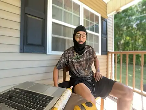 ThrowedWorldWide online show from 04/15/26, 03:19