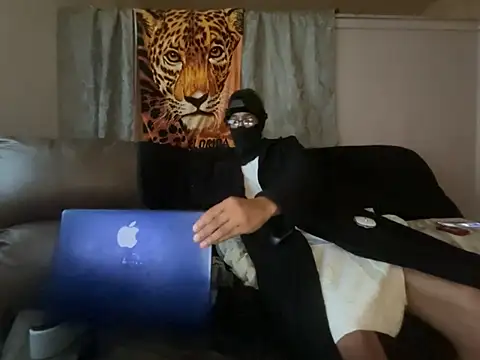 ThrowedWorldWide online show from 04/18/26, 01:04