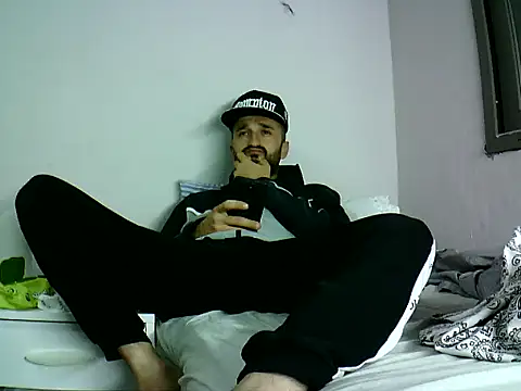 krerem online show from 10/25/25, 03:51