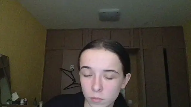 Emilia Light online show from 10/15/25, 09:09