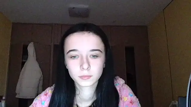 Emilia Light online show from 11/03/25, 06:47