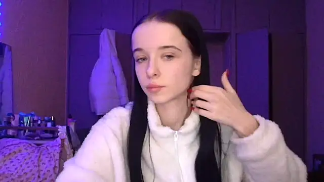 Emilia Light online show from 02/10/26, 06:39